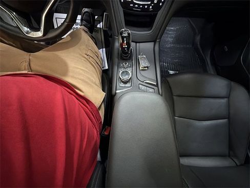 Certified 2024 Cadillac XT6 Sport w/ LPO, Onyx Lite Package image 21