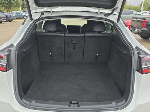 Used 2023 Tesla Model Y Long Range image 12