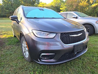 Used 2021 Chrysler Pacifica Touring-L