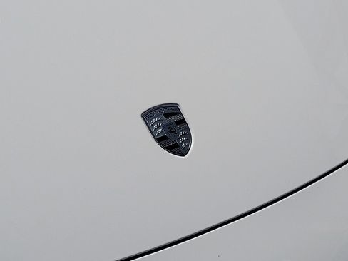 New 2025 Porsche Taycan Turbo AWD/4WD image 33