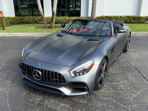 Used 2018 Mercedes-Benz AMG GT C image 4