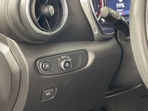 Used 2024 Chevrolet Blazer LT image 13