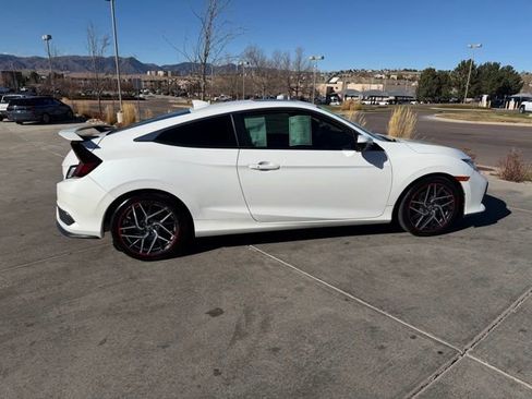 Used 2017 Honda Civic Si image 9