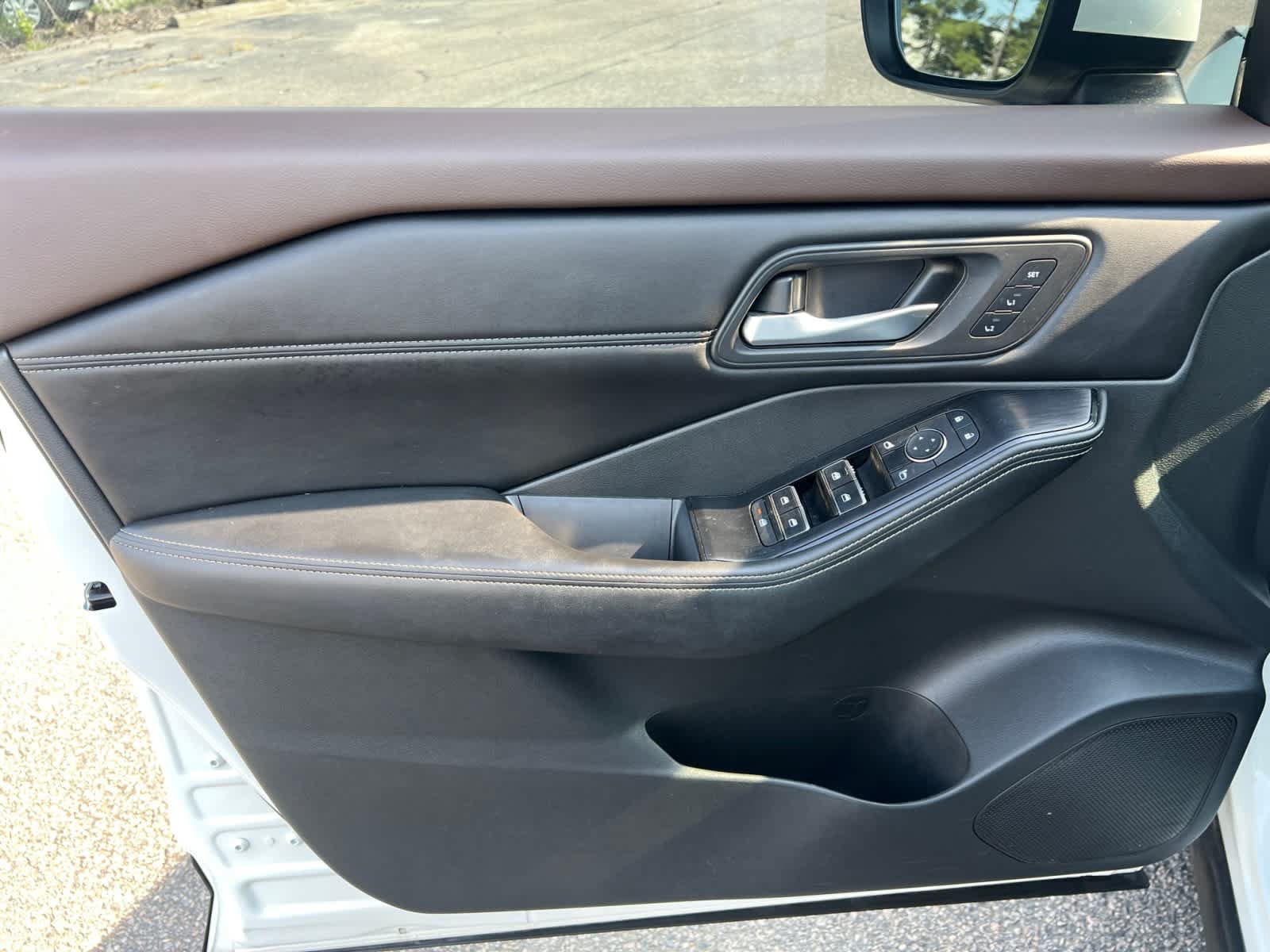 Certified 2022 Nissan Rogue SL FWD image 20