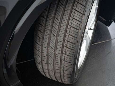 Used 2022 Audi Q4 e-tron Premium w/ Convenience Package image 42