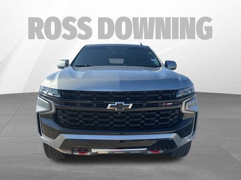 Certified 2024 Chevrolet Suburban Z71 w/ Luxury Package image 2