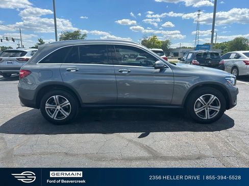 Used 2019 Mercedes-Benz GLC 300 4MATIC image 8