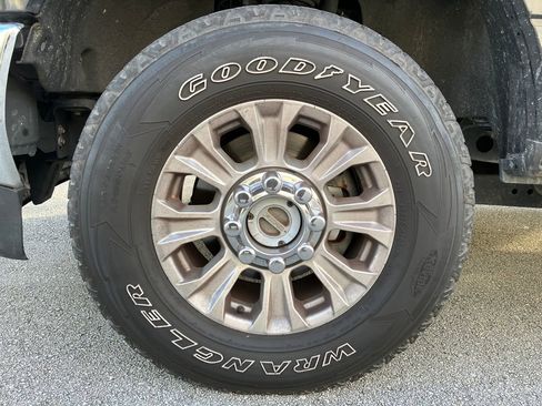 Certified 2020 Ford F250 XL w/ STX Appearance Package image 14