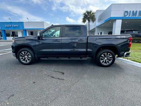 Used 2024 Chevrolet Silverado 1500 LT image 9