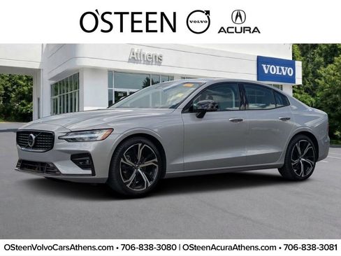 Used 2024 Volvo S60 B5 Plus FWD image 1
