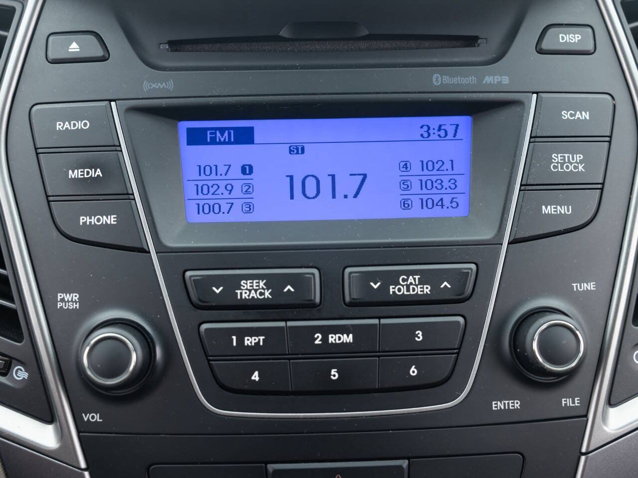 Used 2016 Hyundai Santa Fe Sport FWD image 32