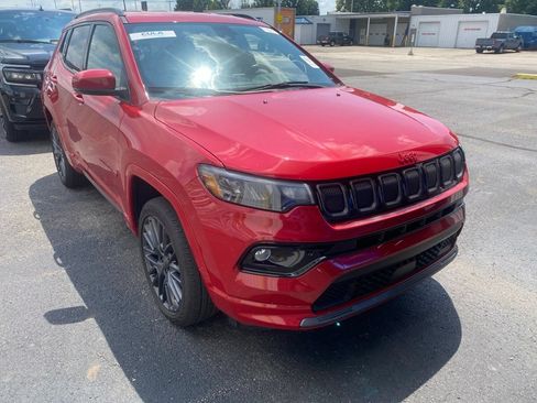 Used 2022 Jeep Compass Limited AWD/4WD image 1