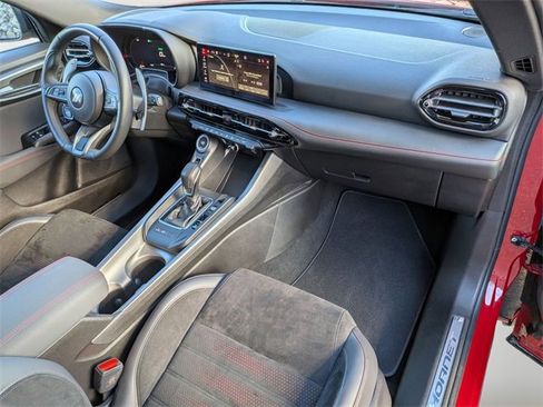 Certified 2024 Dodge Hornet R/T image 29