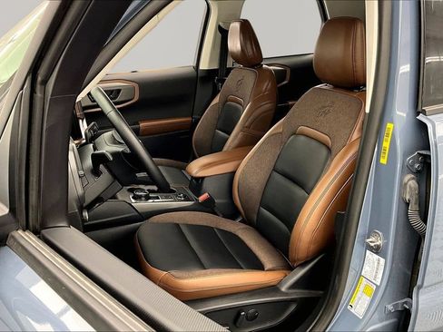 Certified 2025 Ford Bronco Sport Outer Banks w/ Outer Banks Tech Package+ AWD/4WD image 25