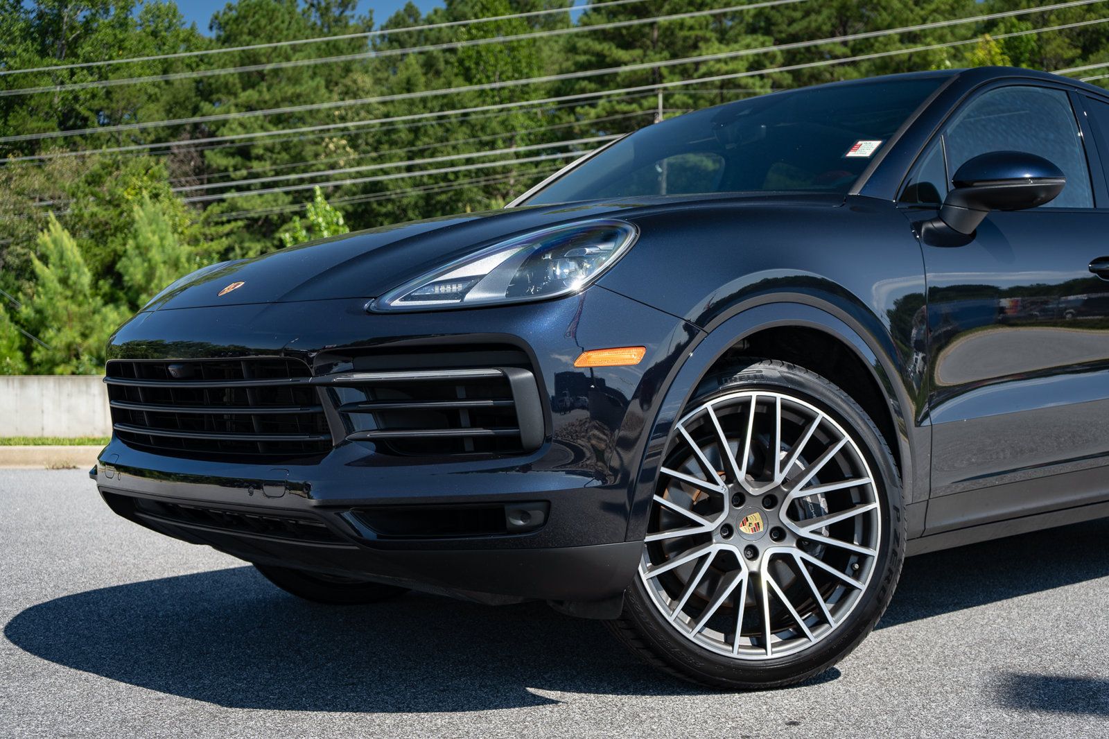 Used 2023 Porsche Cayenne Platinum Edition AWD/4WD image 6