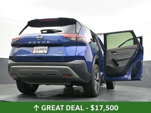 Used 2023 Nissan Rogue SV image 72