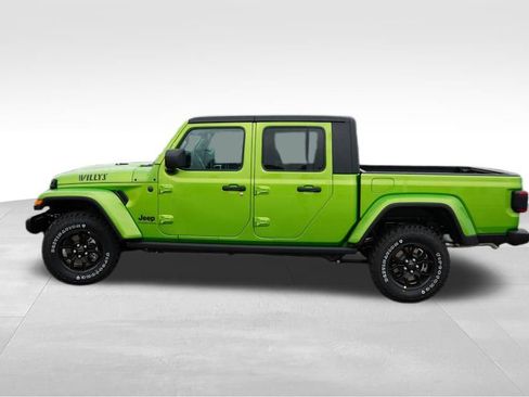 New 2025 Jeep Gladiator Willys image 6