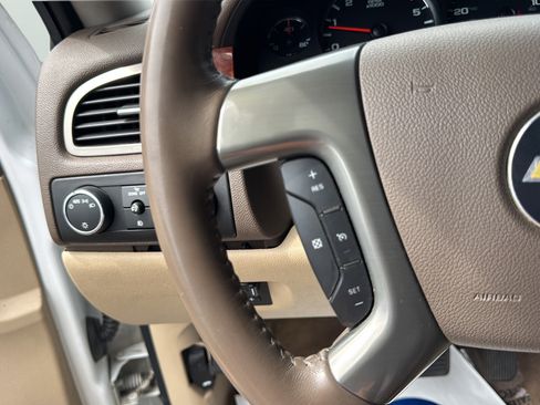 Used 2010 Chevrolet Silverado 1500 LTZ AWD/4WD image 26