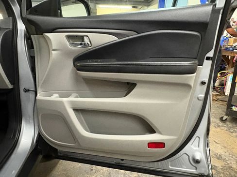 Used 2019 Honda Pilot EX-L image 33