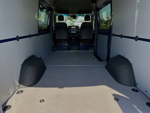 Used 2024 Mercedes-Benz Sprinter 144 Cargo image 16