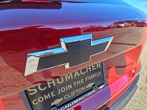 Used 2024 Chevrolet Trax RS w/ Sunroof Package image 39