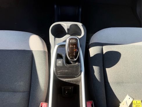 Used 2019 Chevrolet Bolt LT FWD image 20
