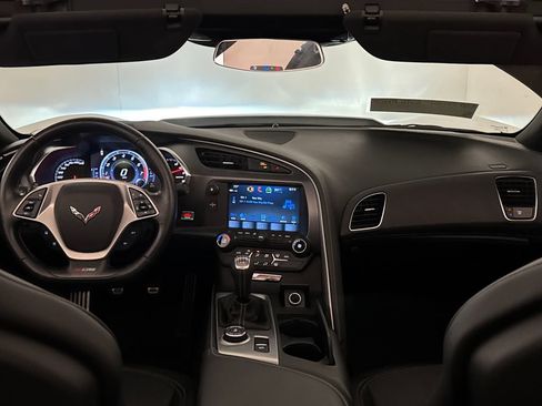 Used 2019 Chevrolet Corvette Z06 RWD image 9