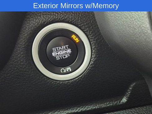 Used 2024 RAM 1500 Laramie AWD/4WD image 25