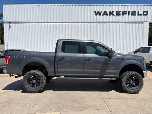 Used 2015 Ford F150 4x4 SuperCrew image 9