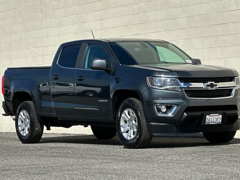 Certified 2017 Chevrolet Colorado LT w/ LT Convenience Package image 2