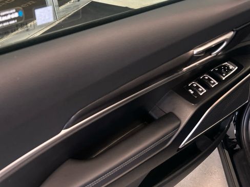Used 2024 Kia Telluride LX AWD/4WD image 12