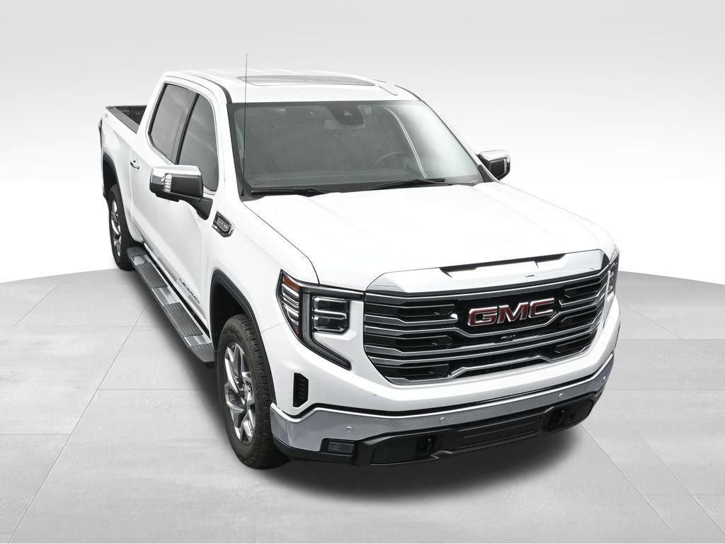 Used 2024 GMC Sierra 1500 SLT w/ SLT Premium Plus Package AWD/4WD image 34