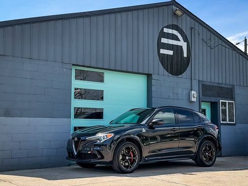 Used 2019 Alfa Romeo Stelvio Quadrifoglio w/ Driver Assist Dynamic Package AWD/4WD image 2