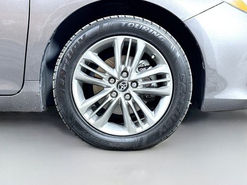 Used 2017 Toyota Camry SE FWD image 40