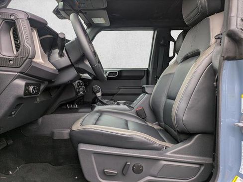 New 2025 Ford Bronco Outer Banks AWD/4WD image 4