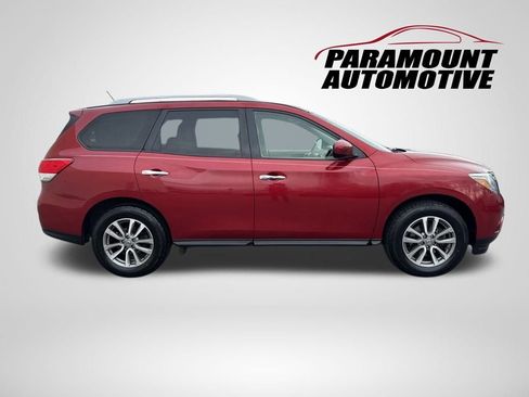 Used 2015 Nissan Pathfinder SV image 8