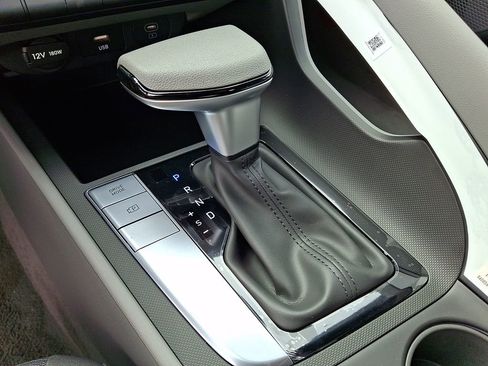 New 2026 Hyundai Elantra SE FWD image 11