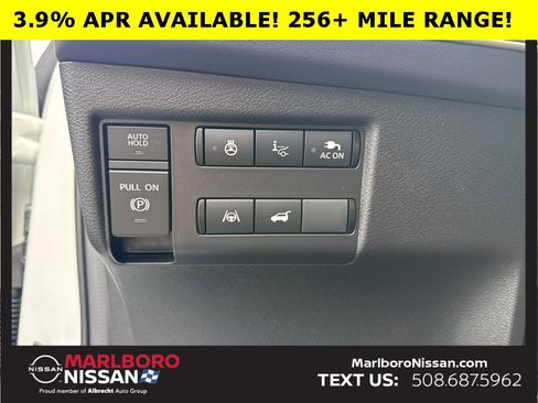 New 2026 Nissan Leaf Platinum+ w/ Floor Mat Package (Platinum+) image 21