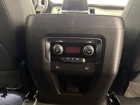 Used 2022 Chevrolet Tahoe LS image 30