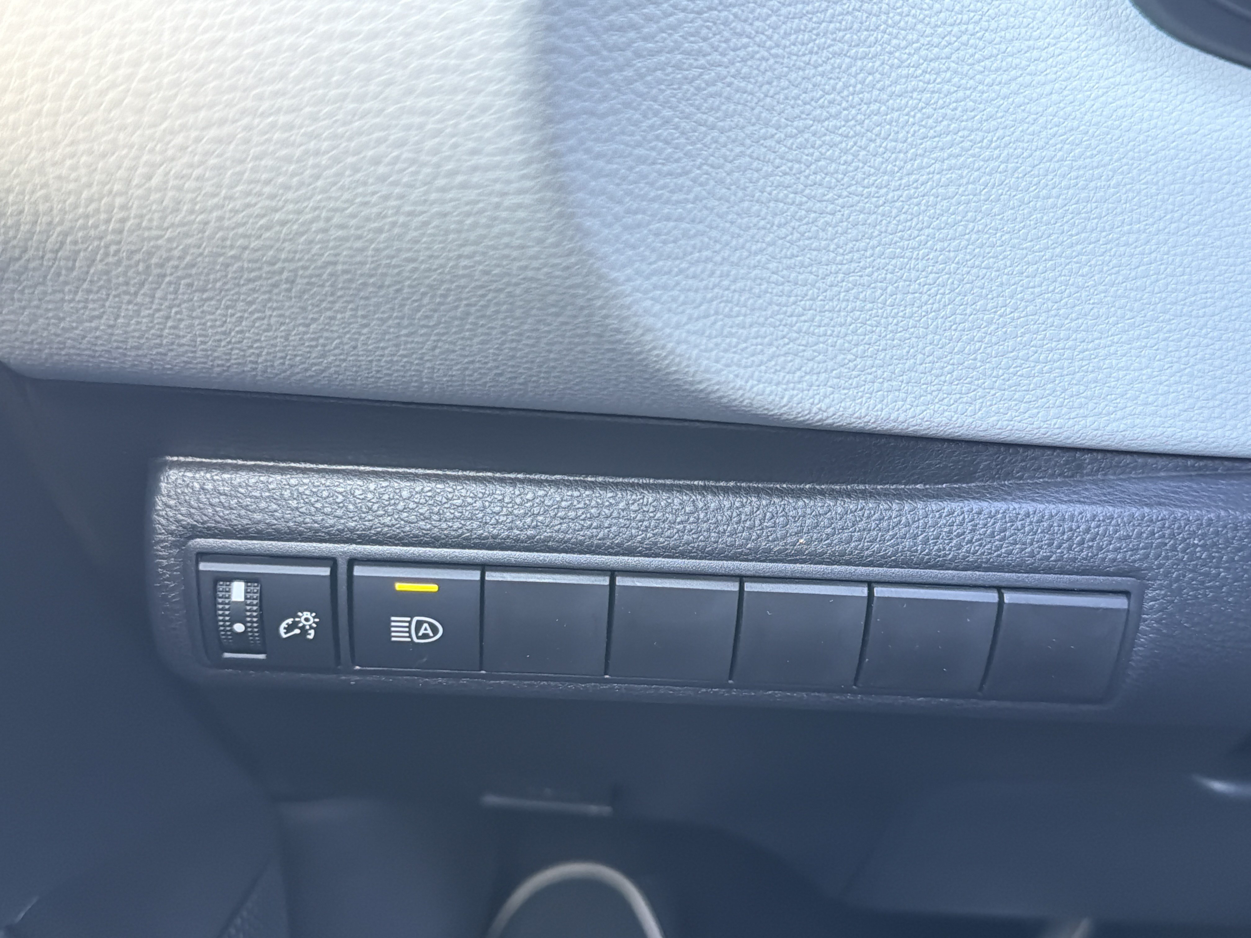 New 2027 Toyota Corolla LE FWD image 30