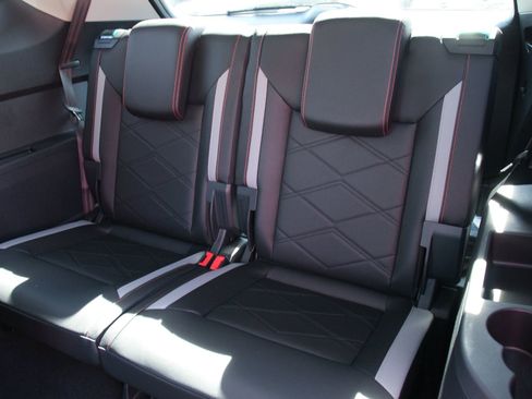 New 2026 Volkswagen Atlas Peak Edition AWD/4WD image 33
