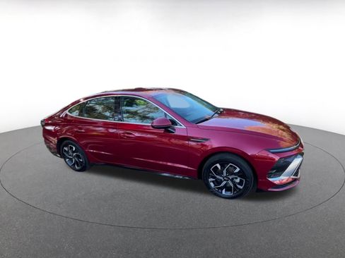 Used 2025 Hyundai Sonata SEL image 2