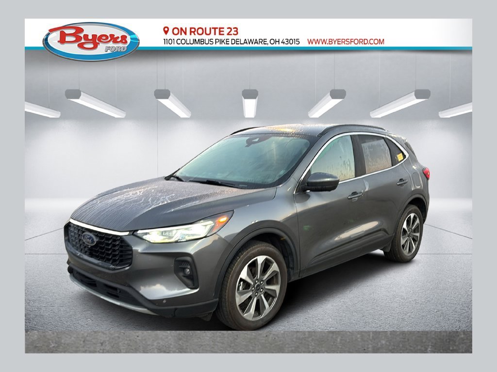 Used 2024 Ford Escape Platinum AWD/4WD image 1