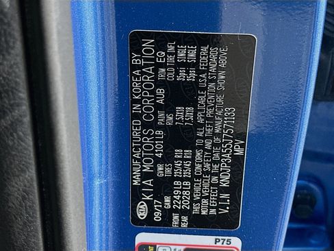 Used 2018 Kia Soul + image 12