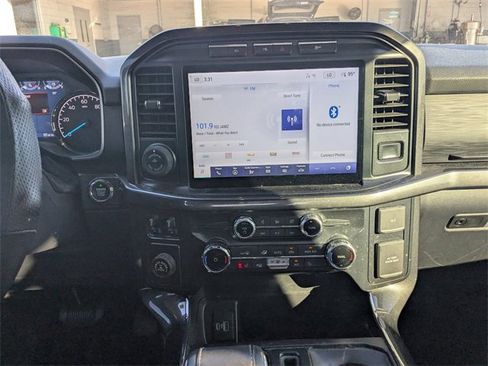 Used 2022 Ford F150 XLT w/ Equipment Group 302A High image 10