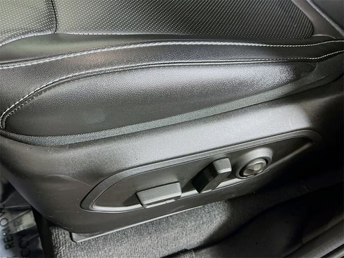 Used 2024 Jeep Grand Cherokee Limited 4xe image 19