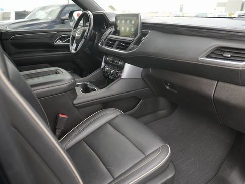 Used 2021 GMC Yukon SLT w/ SLT Luxury Plus Package image 18