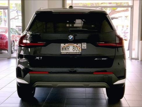 Certified 2023 BMW X1 xDrive28i w/ Convenience Package AWD/4WD image 4