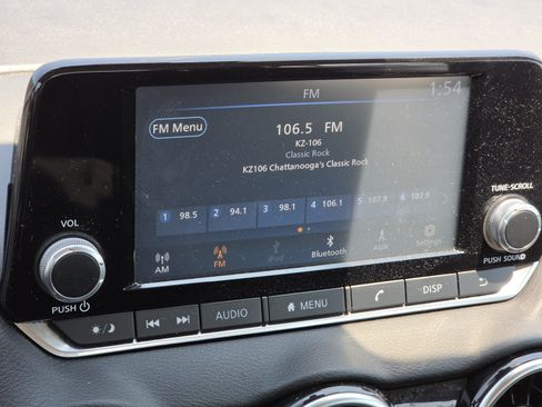 Used 2020 Nissan Sentra S FWD image 19