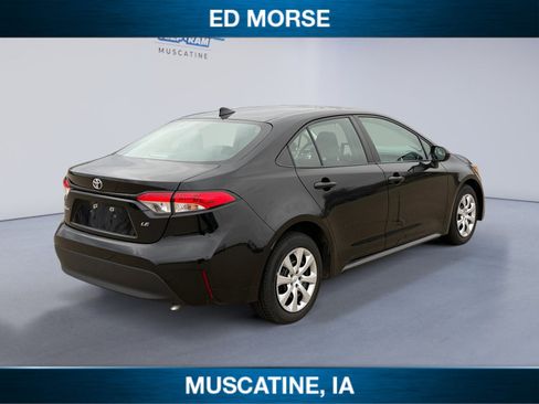 Used 2024 Toyota Corolla LE image 5